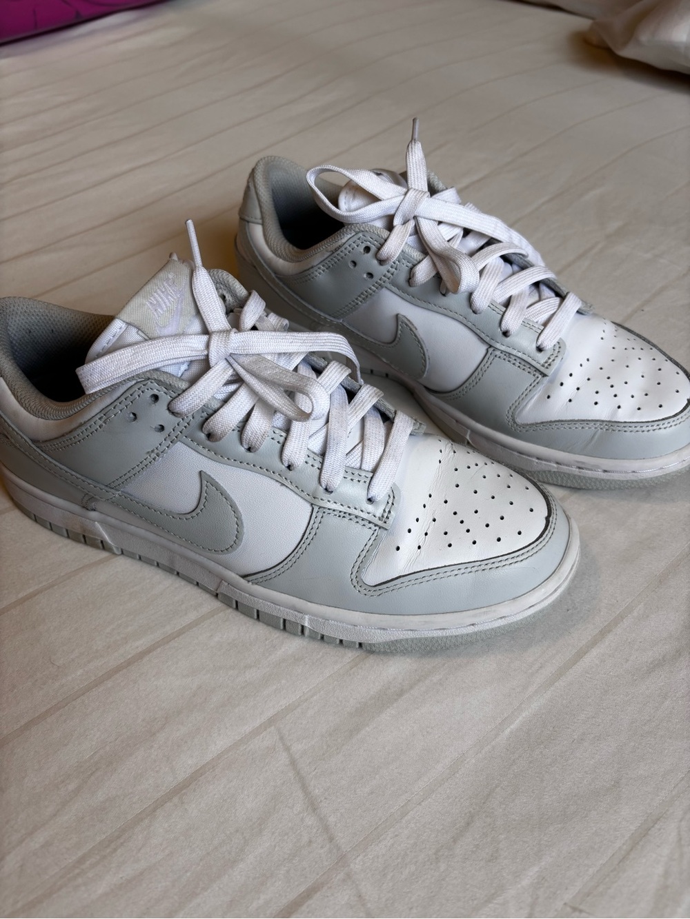 Nike Women's White and Grey Dunks Low